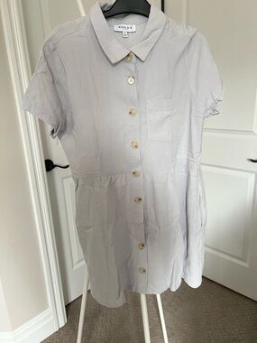Gilli Pale Blue Button-Front Short Sleeve Mini Dress